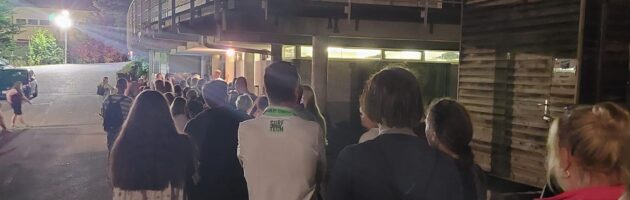 See in Flammen: Großes Spektakel, aber Ärger beim Parkplatz