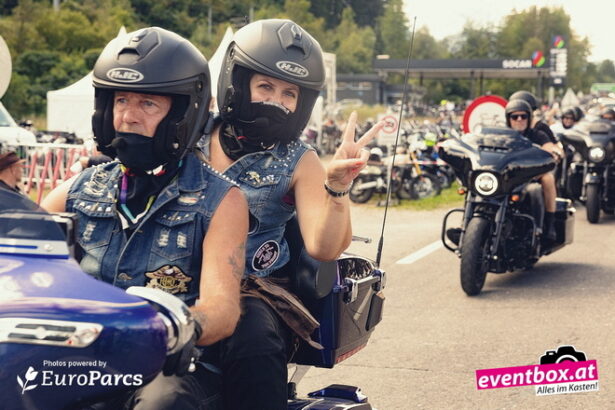 Elegantes Faaker See Harley 2024 Bild