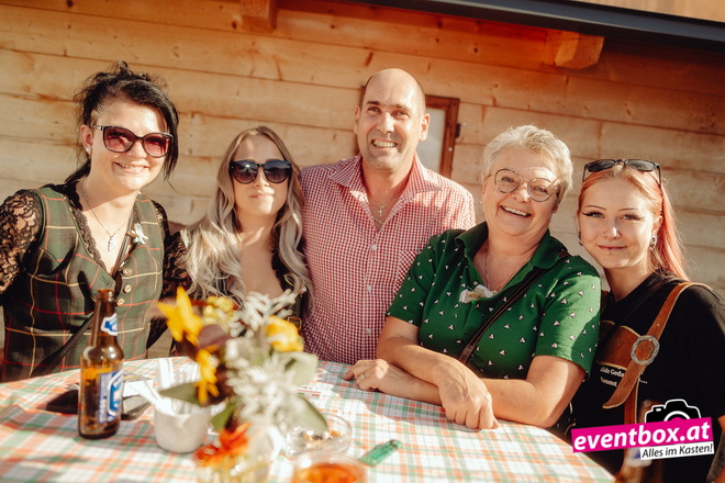 Foto aus dem Album „Sittersdorfer Weinfest 2024“