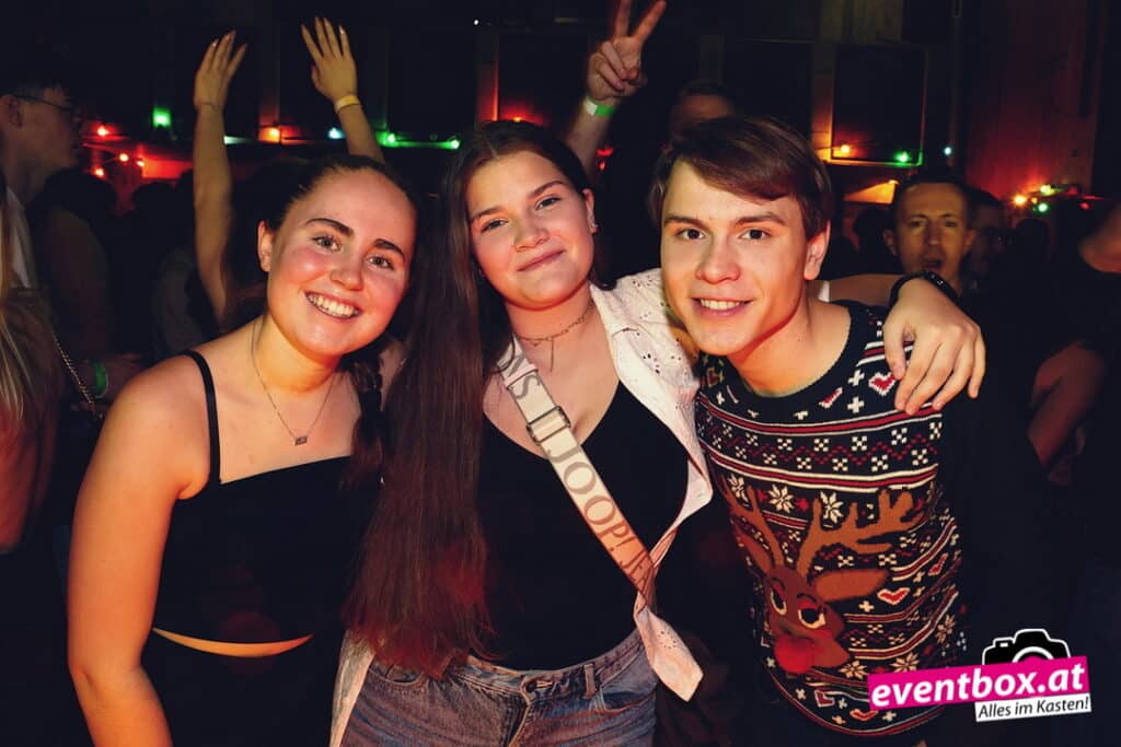 Foto aus dem Album „X-Mas Party Völkermarkt 2025 – Weihnachtsparty in der Neuen Burg“