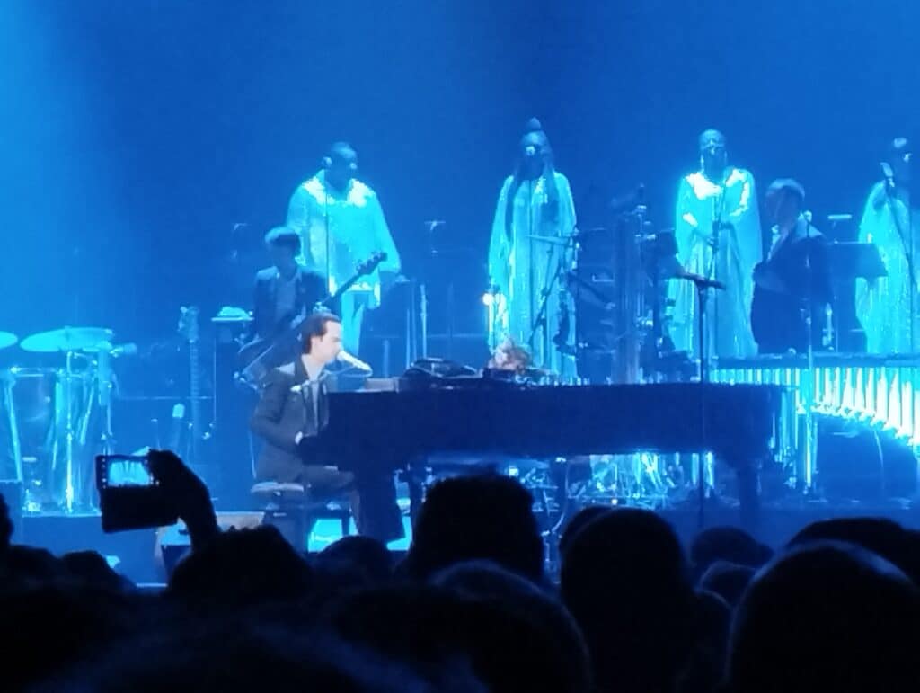 Nick Cave and The Bad Seeds bei einem Konzert 2024