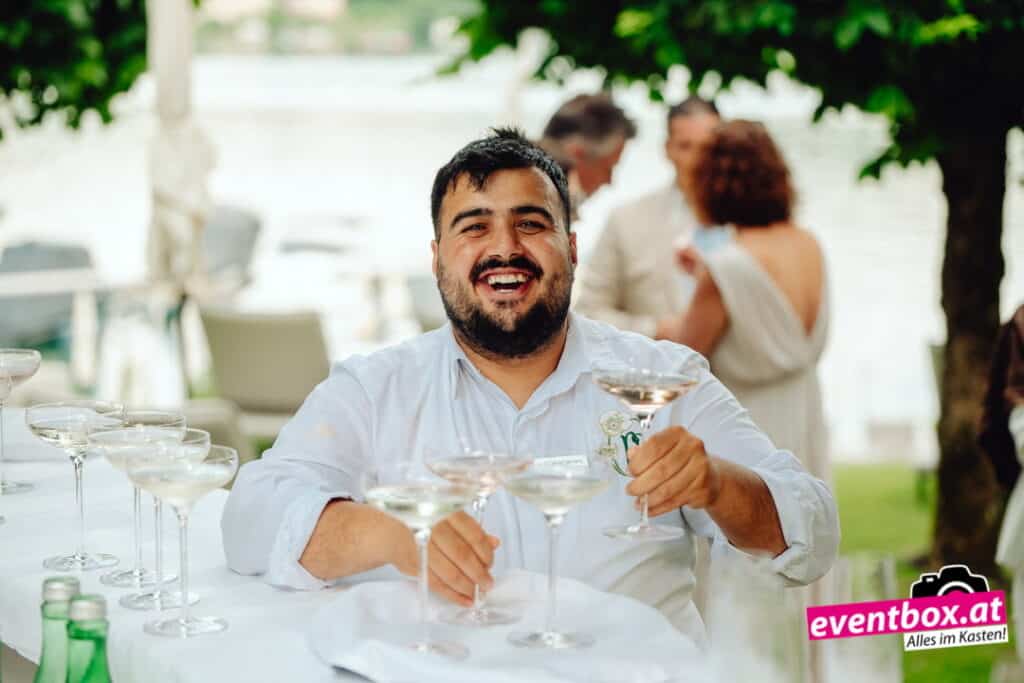 Foto aus dem Album „Sportwagenfestival Velden 2026 – Sportwagenpräsentation im Seehotel Europa“