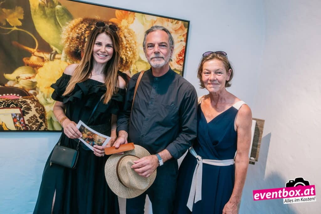 Foto aus dem Album „Vernissage „ANSICHTEN“ im Stift Eberndorf mit Elisabeth Neuscheller“