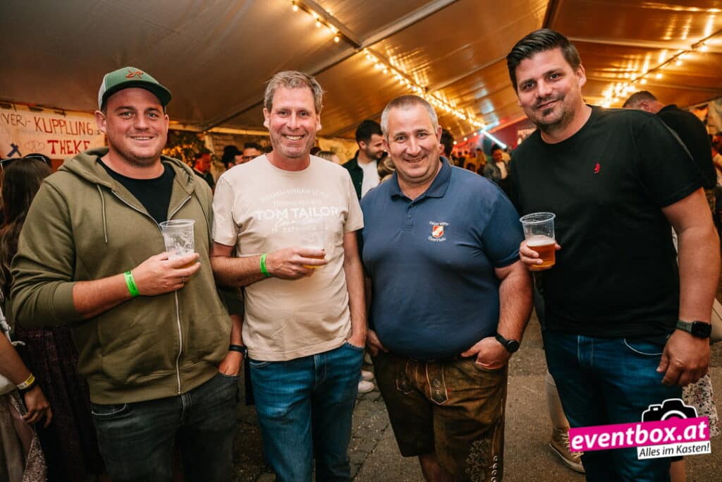Foto aus dem Album „Zweikirchner Feuerwehrfest mit Blaulichtparty 2026“