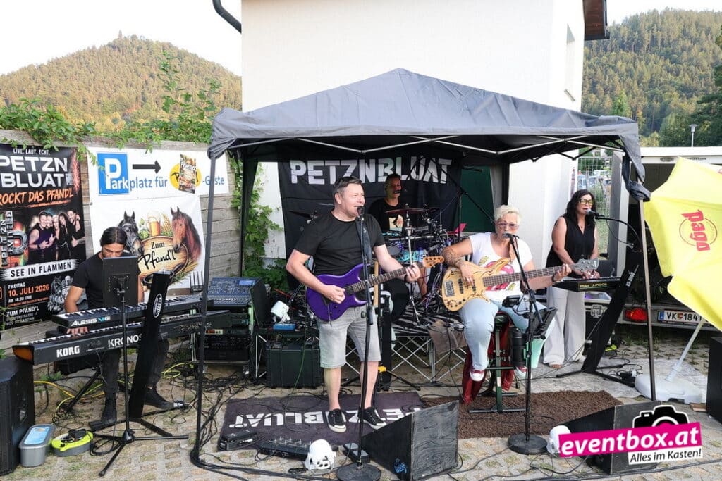 Foto aus dem Album „See in Flammen 2026 am Klopeiner See – Feuerwerk & Party“