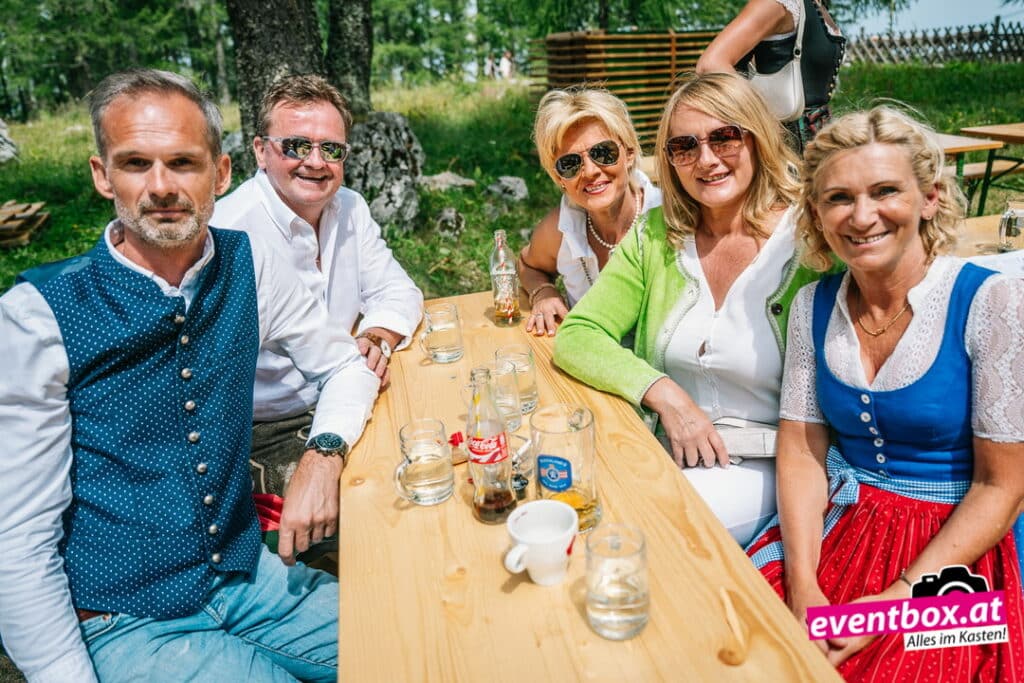 Foto aus dem Album „Petzen Almkirchtag 2026“