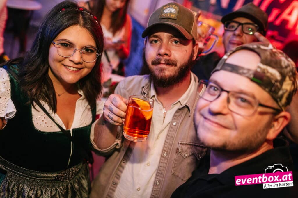 Foto aus dem Album „20’s Cheers – das neue Zelt am Bleiburger Wiesenmarkt 2026“