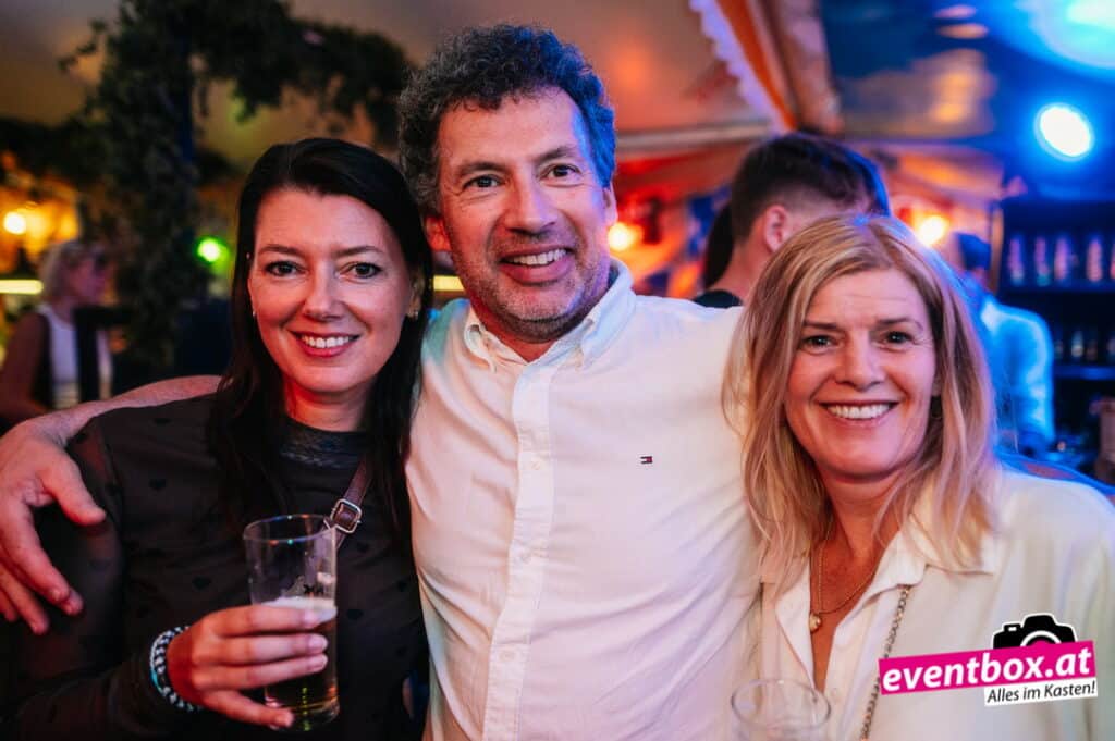 Foto aus dem Album „Breznik-Zelt am Bleiburger Wiesenmarkt 2026 – MEETU live“
