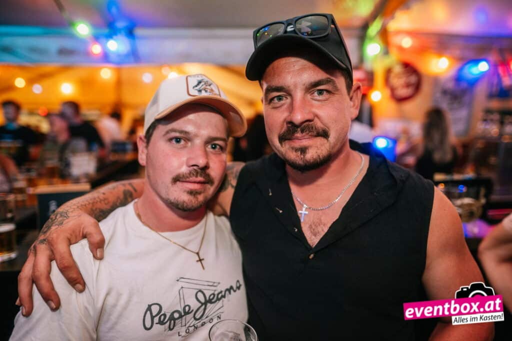 Foto aus dem Album „Breznik-Zelt am Bleiburger Wiesenmarkt 2026 – MEETU live“