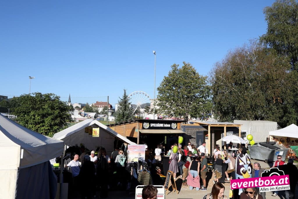 Foto aus dem Album „St. Veiter Wiesenmarkt 2026 – Markt und Partyzelte“