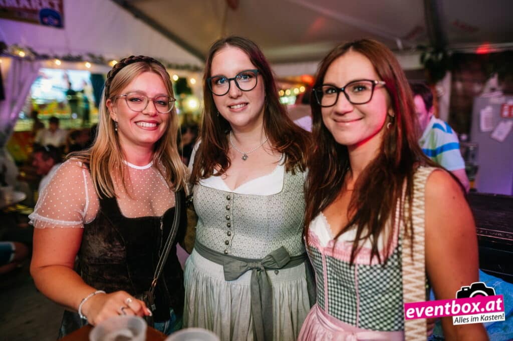 Foto aus dem Album „Gary Poppins live im Schlosscafé Wiesnzelt – Bleiburger Wiesenmarkt 2026“