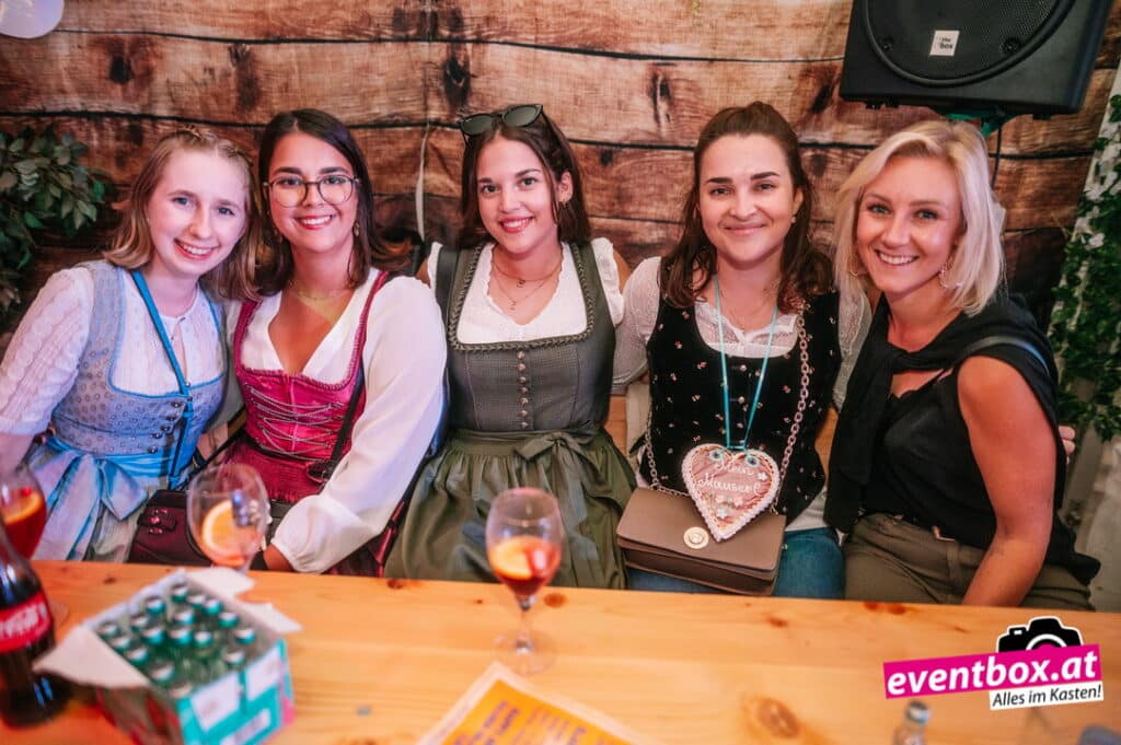 Foto aus dem Album „Gary Poppins live im Schlosscafé Wiesnzelt – Bleiburger Wiesenmarkt 2026“