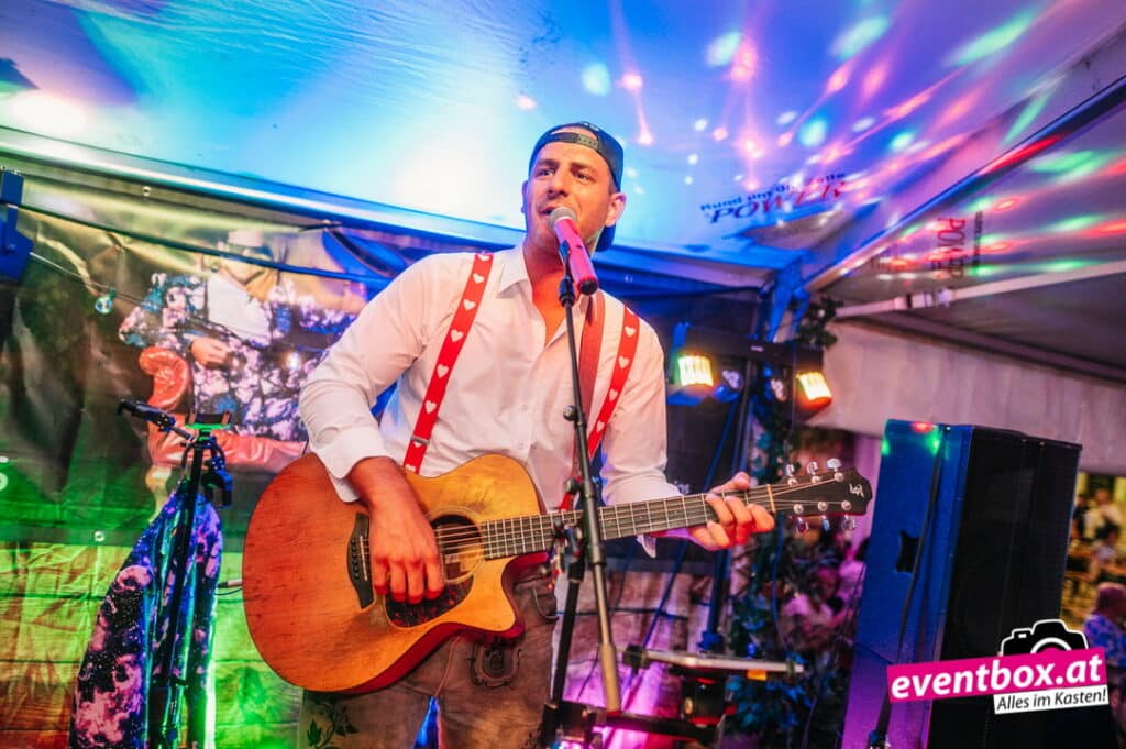 Foto aus dem Album „Gary Poppins live im Schlosscafé Wiesnzelt – Bleiburger Wiesenmarkt 2026“
