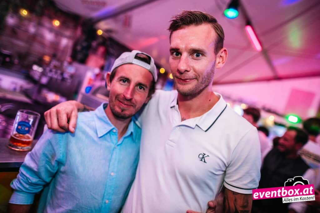 Foto aus dem Album „Gary Poppins live im Schlosscafé Wiesnzelt – Bleiburger Wiesenmarkt 2026“