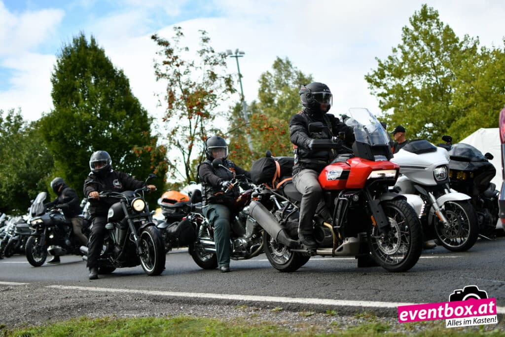 Foto aus dem Album „Harley-Treffen 2026 – bestes Biker-Wetter am Freitag“