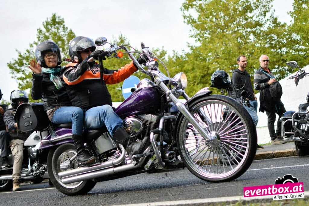 Foto aus dem Album „Harley-Treffen 2026 – bestes Biker-Wetter am Freitag“