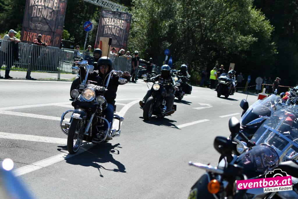 Foto aus dem Album „Harley-Treffen 2026: Samstag am Faaker See“