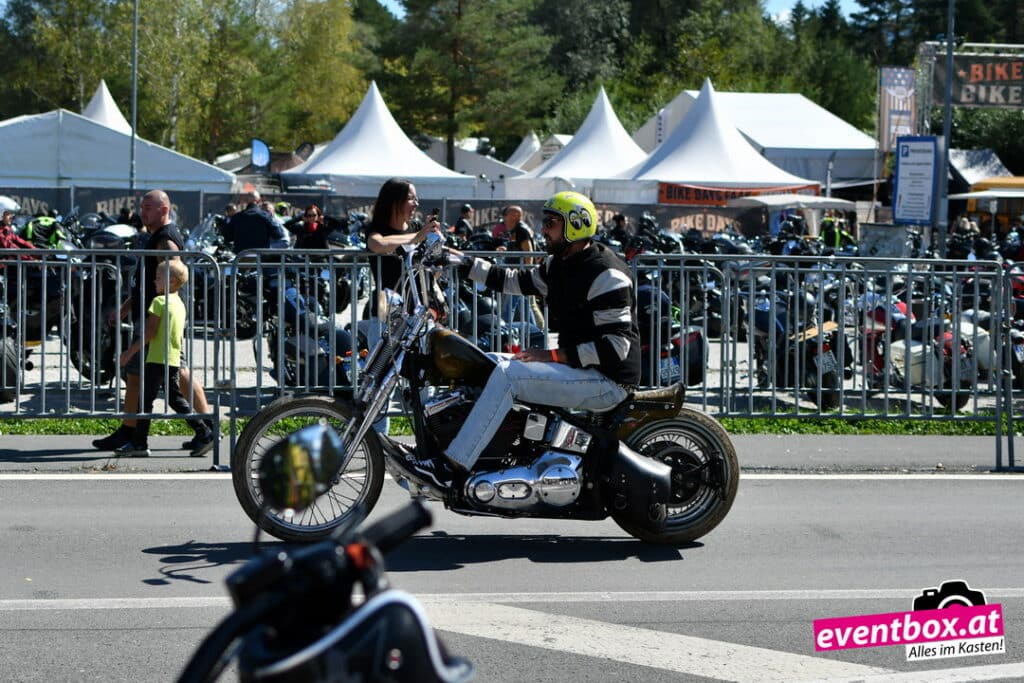 Foto aus dem Album „Harley-Treffen 2026: Samstag am Faaker See“