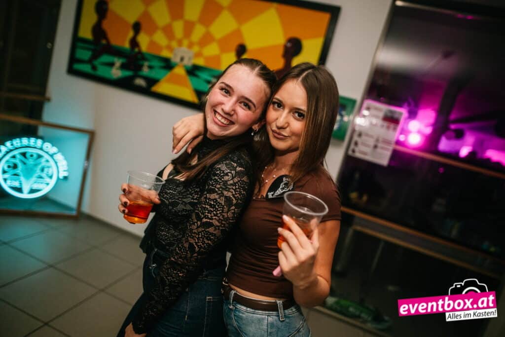 Foto aus dem Album „Afterparty der Maskenschau – Creatures of Hell Griffen 2026“