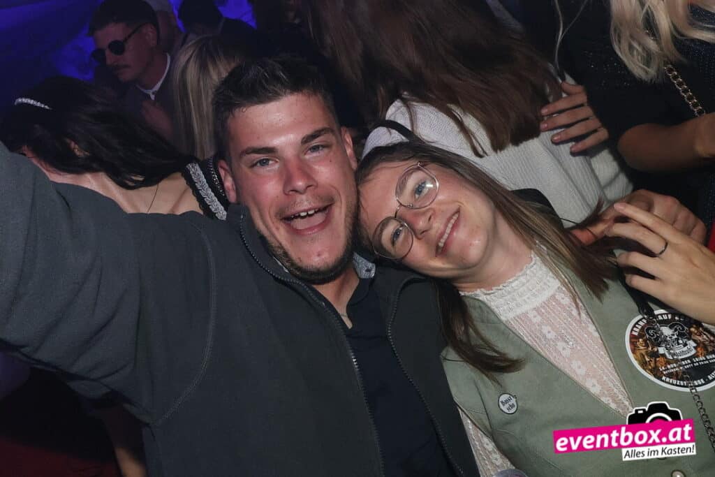 Foto aus dem Album „St. Veiter Wiesenmarkt 2026 – Party & Fahrgeschäfte am Samstag“