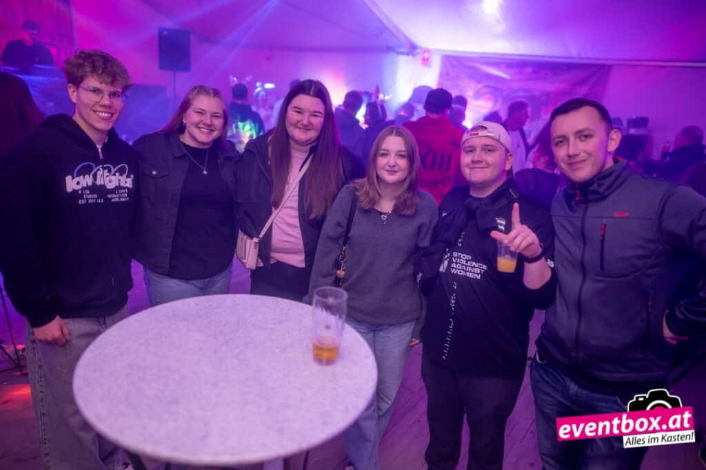 Foto aus dem Album „Wiesenfrequenz 2026 im 20’s Cheers am Kolomonimarkt“