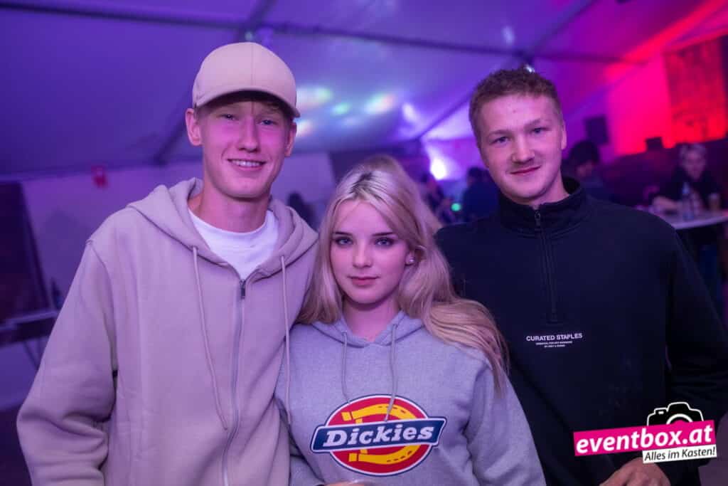 Foto aus dem Album „Wiesenfrequenz 2026 im 20’s Cheers am Kolomonimarkt“